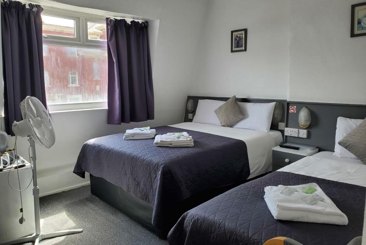 Brooklyn Hotel Blackpool Esterno foto