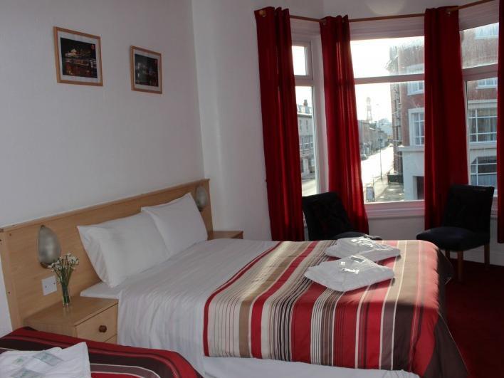 Brooklyn Hotel Blackpool Esterno foto
